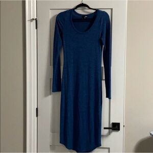 Aritzia Wilfred Long Sleeve Scoop Neck Teal-Blue Midi knit Dress